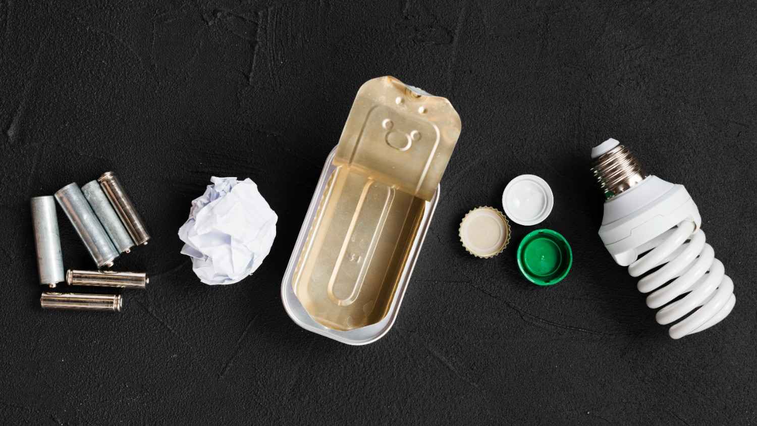 Produk Elektronik Ramah Limbah Plastik