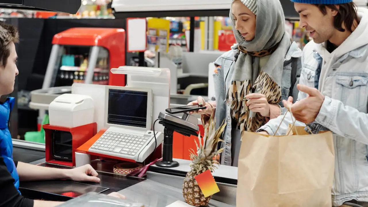 Kasir Digital Bisnis Retail untuk Meningkatkan Efisiensi